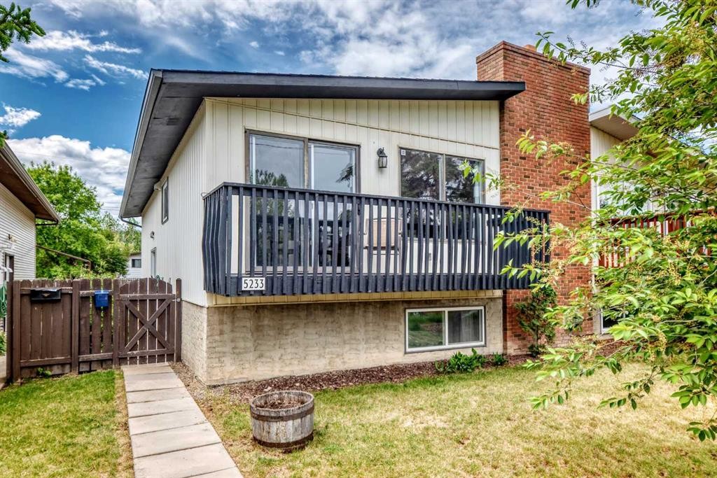 5233 17 Avenue Nw, Calgary, AB