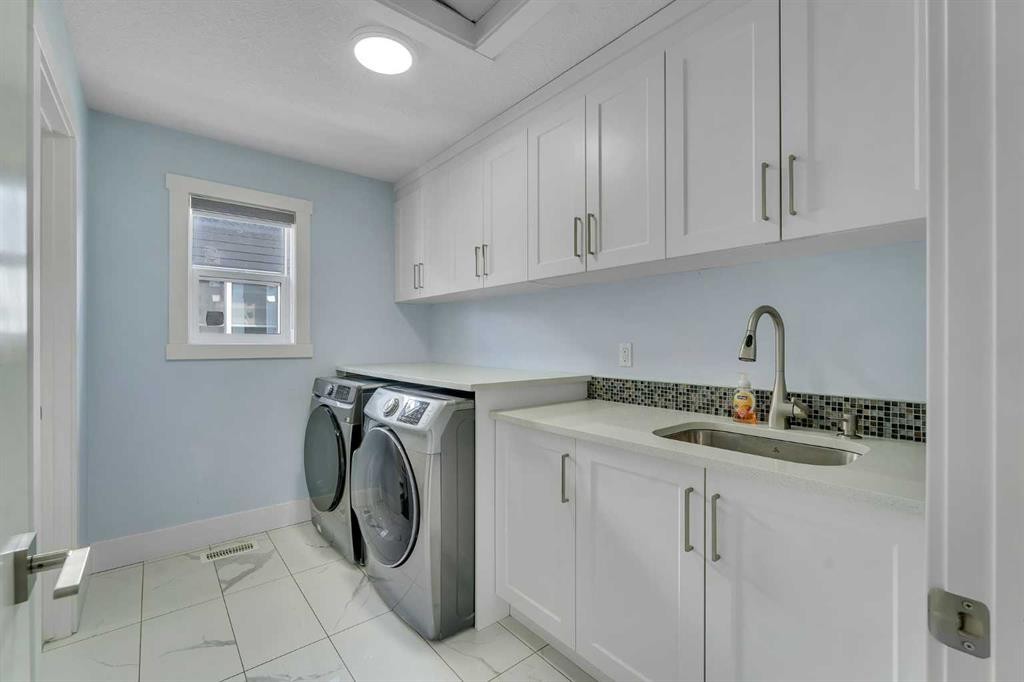 272 Aspenmere Way, Chestermere, AB