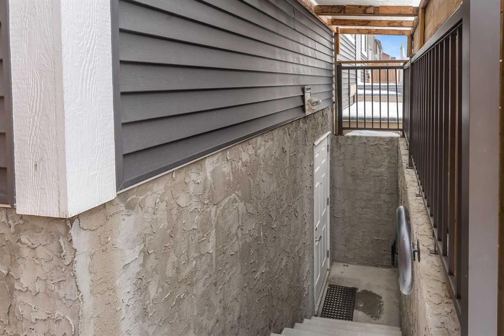 272 Aspenmere Way, Chestermere, AB