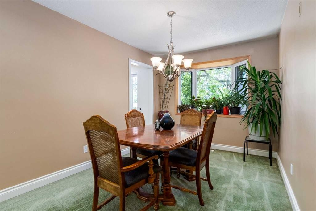 216 Cannington Place Sw, Calgary, AB