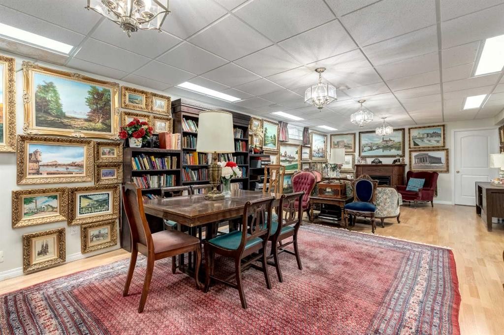 170 Oakbriar Close Sw, Calgary, AB - Indoor