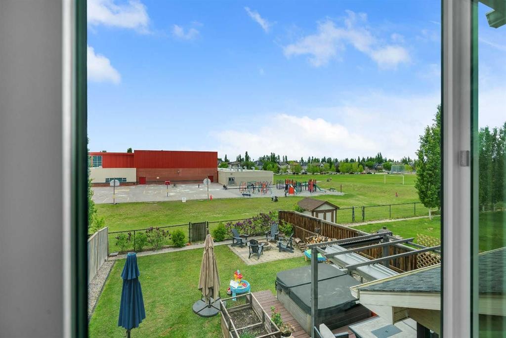 28 Cranwell Crescent Se, Calgary, AB