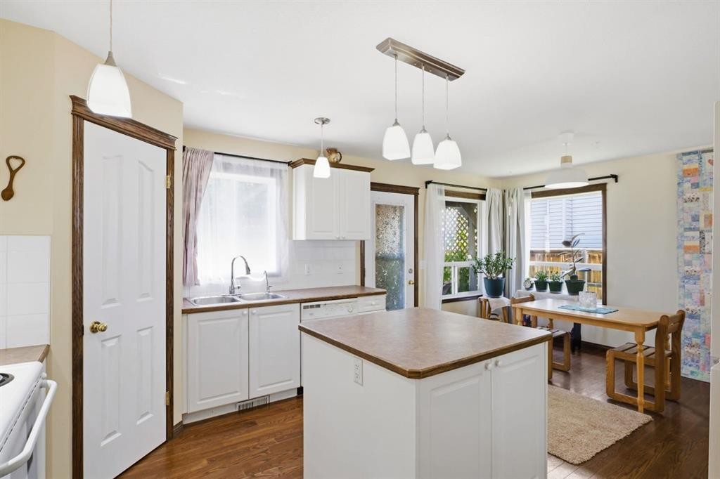 31 Sierra Road, Olds, AB