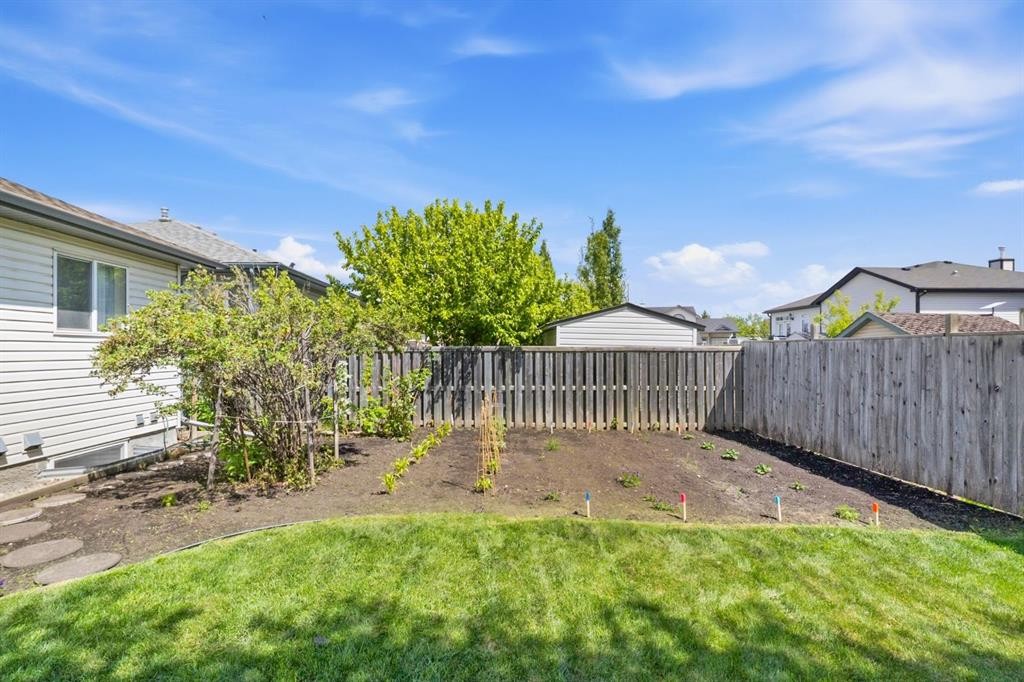 31 Sierra Road, Olds, AB