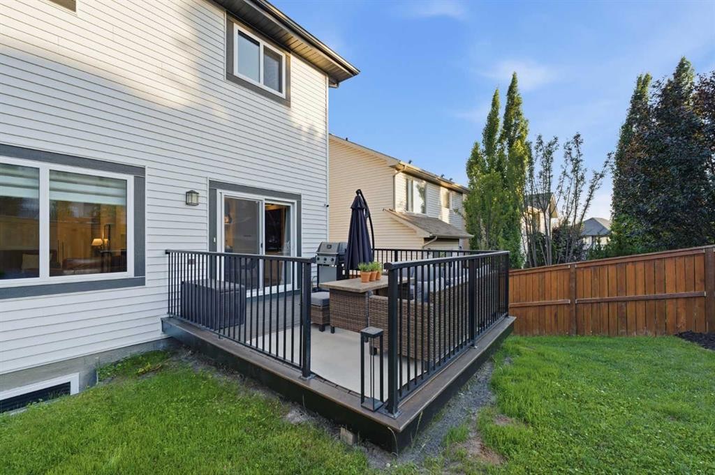 92 Heritage Hill, Cochrane, AB - Outdoor With Deck Patio Veranda With Exterior