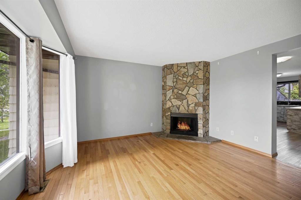 56 Templeridge Crescent Ne, Calgary, AB