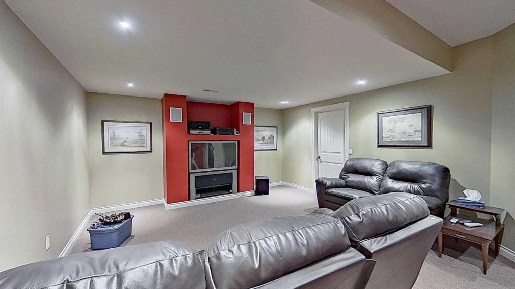 32214 Range Road 22, Rural Mountain View County, AB