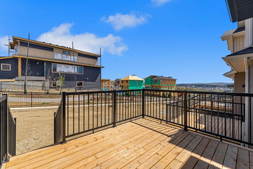 7 Heritage Heath, Cochrane, AB - Outdoor With Exterior