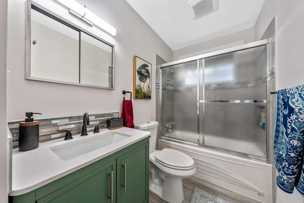 323 84 Avenue Se, Calgary, AB