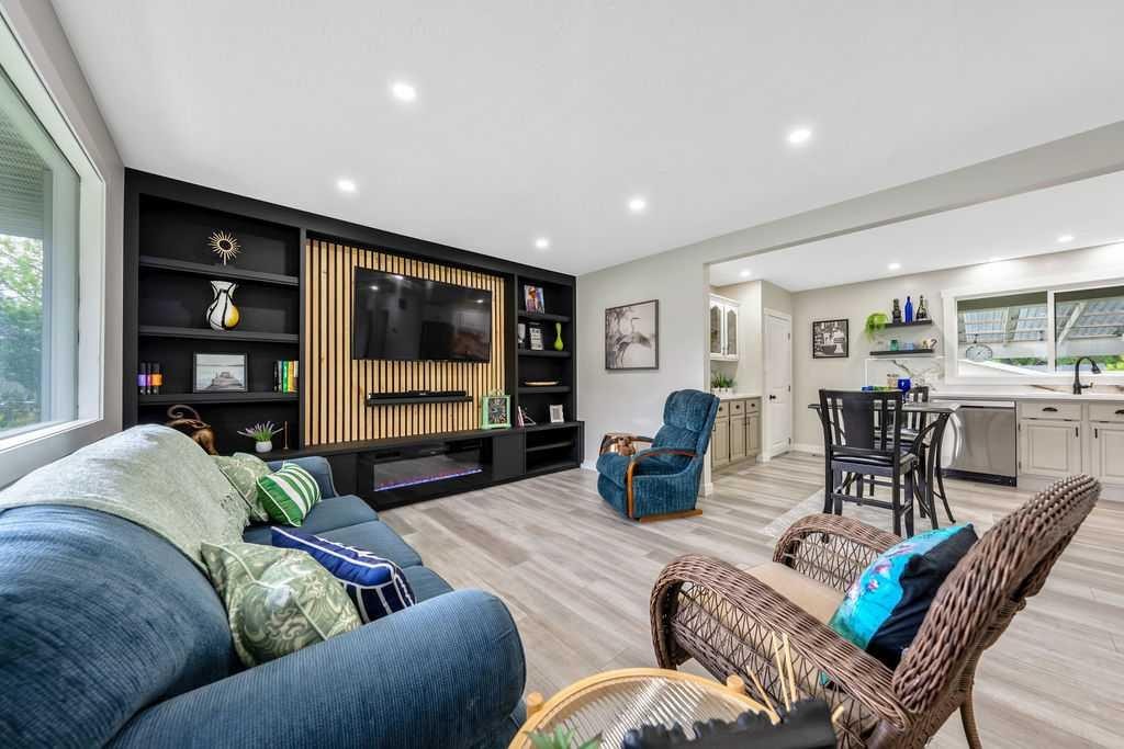 323 84 Avenue Se, Calgary, AB