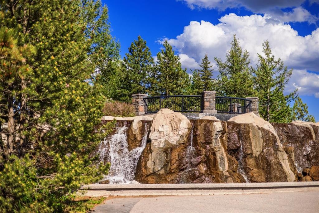 456 Rainbow Falls Drive, Chestermere, AB