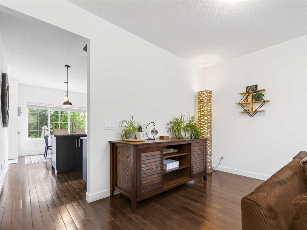 456 Rainbow Falls Drive, Chestermere, AB