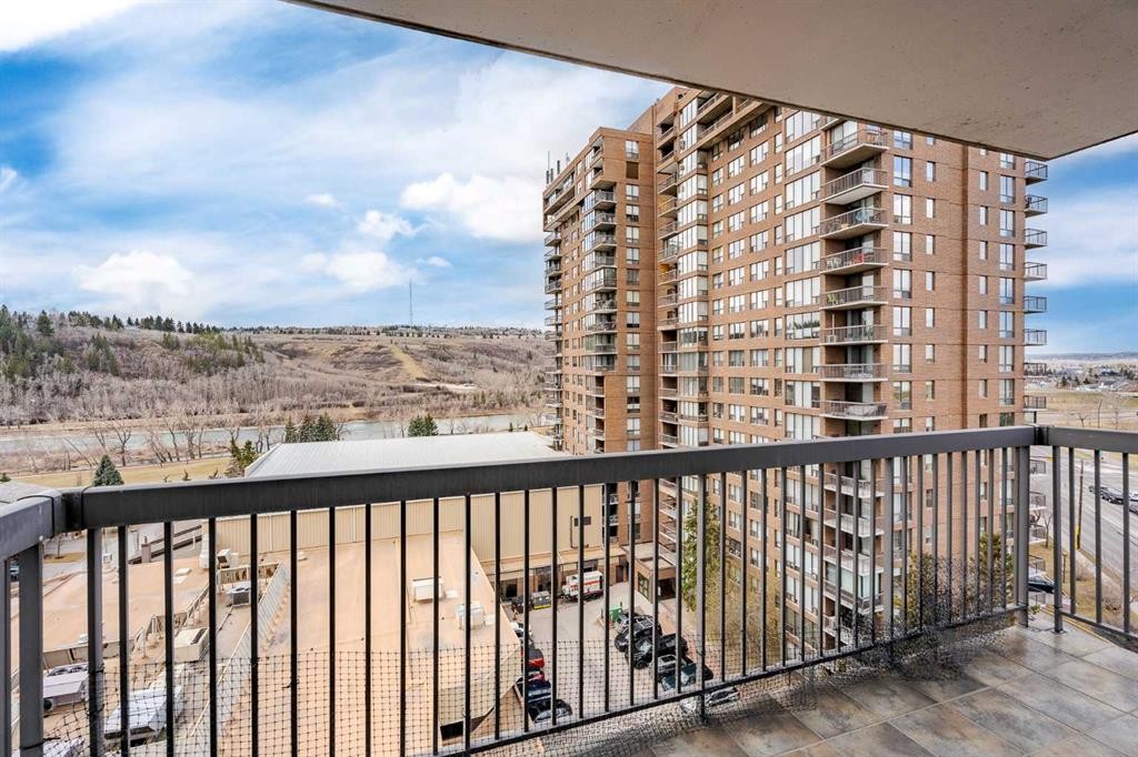 1002-145 Point Drive Nw, Calgary, AB - Outdoor With Balcony