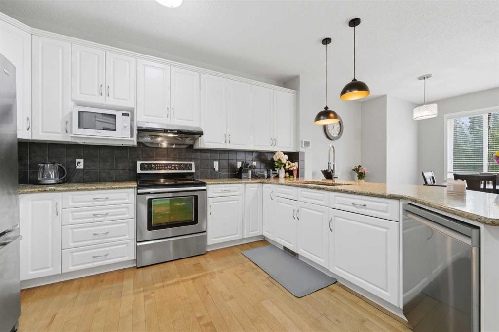 172 Sherwood Mews Nw, Calgary, AB