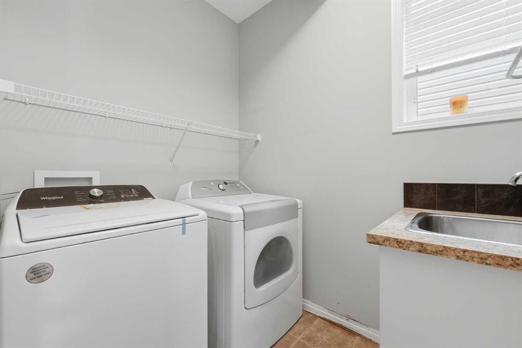 172 Sherwood Mews Nw, Calgary, AB