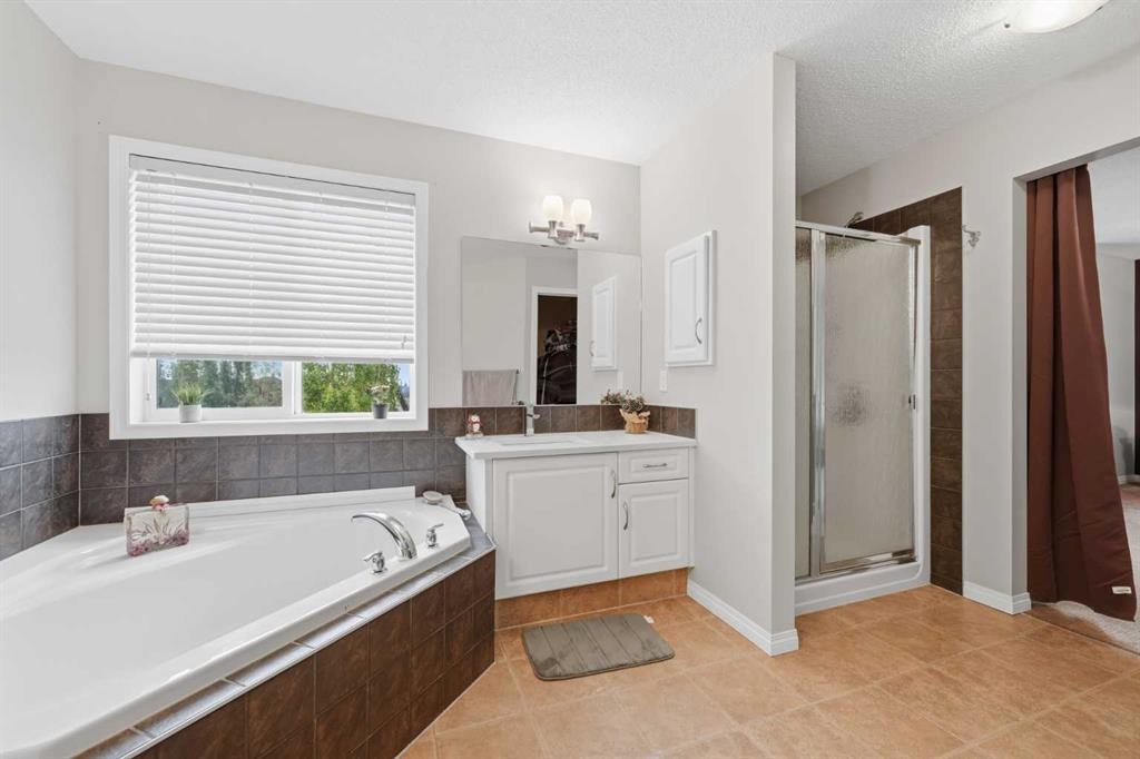 172 Sherwood Mews Nw, Calgary, AB