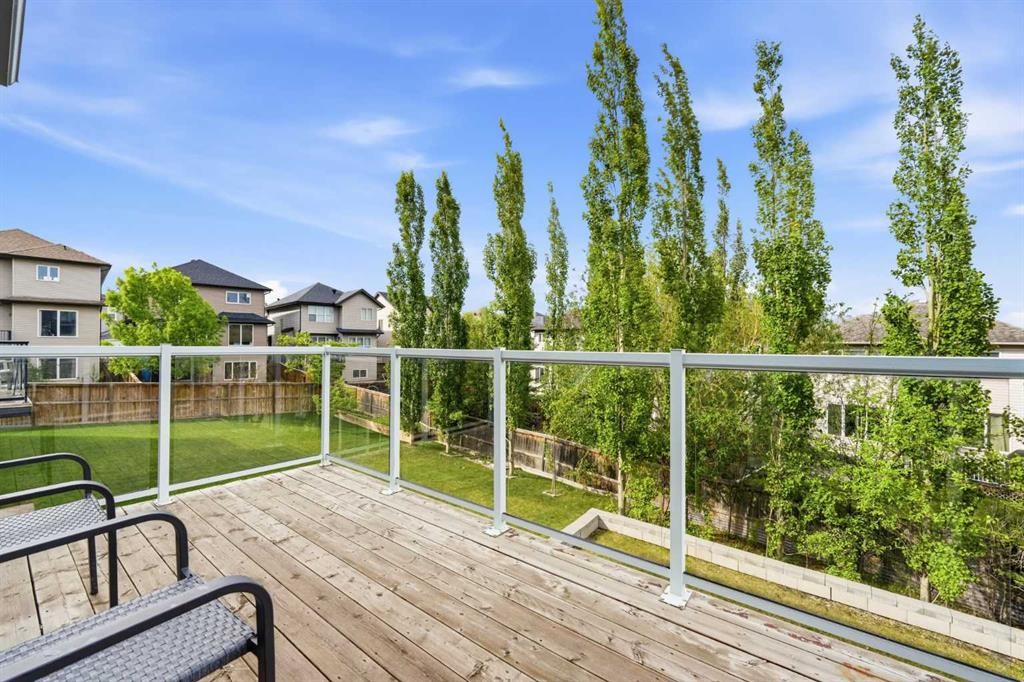 172 Sherwood Mews Nw, Calgary, AB