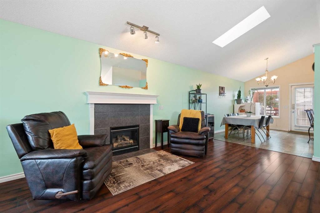 57 Saddlemont Grove Ne, Calgary, AB