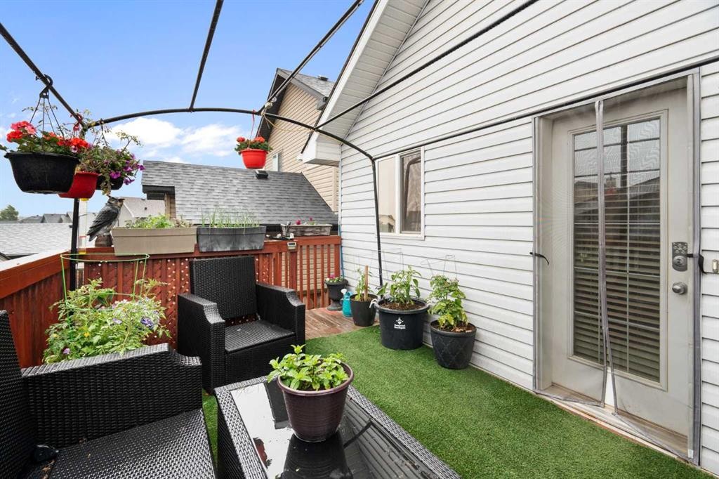 57 Saddlemont Grove Ne, Calgary, AB