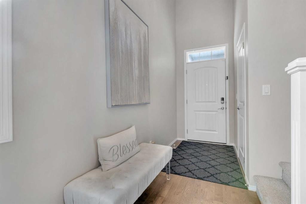 16 Nolancrest Circle Nw, Calgary, AB