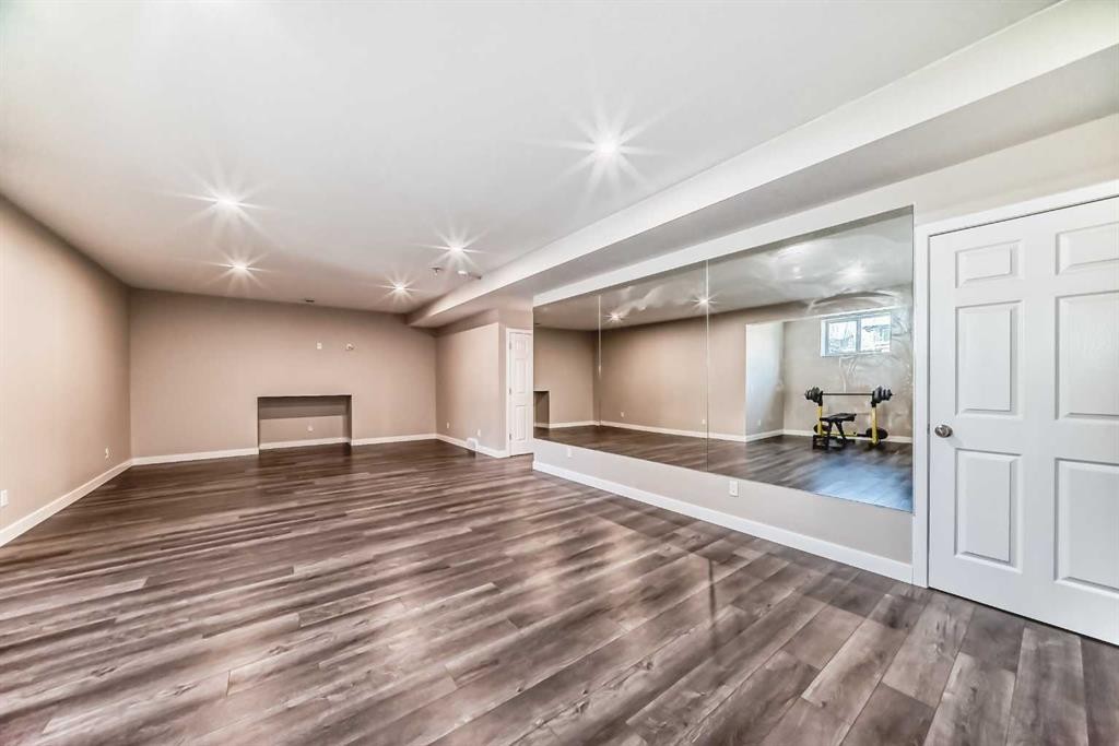 832 Coopers Square Sw, Airdrie, AB