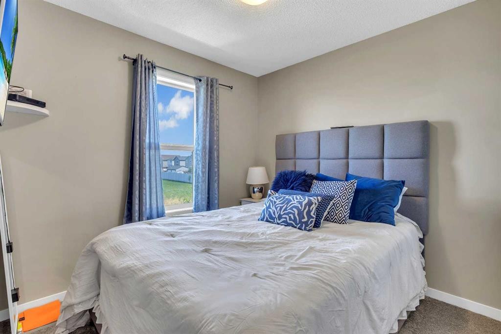 401 Copperpond Landing Se, Calgary, AB