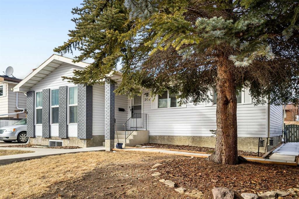 208 Woodpark Place Sw, Calgary, AB - Outdoor