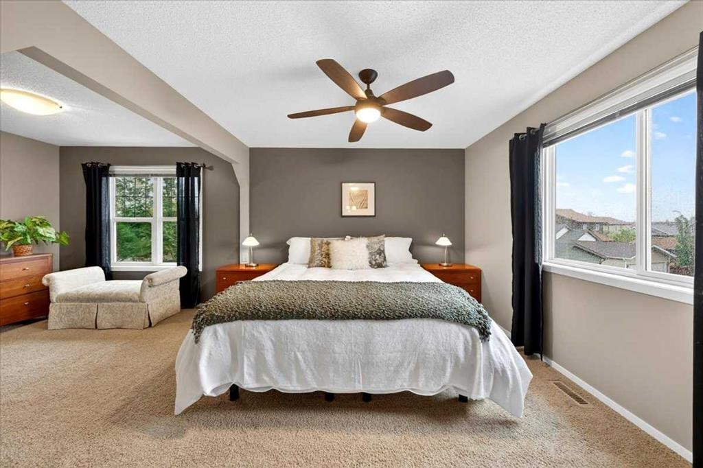 30 Copperstone Green Se, Calgary, AB