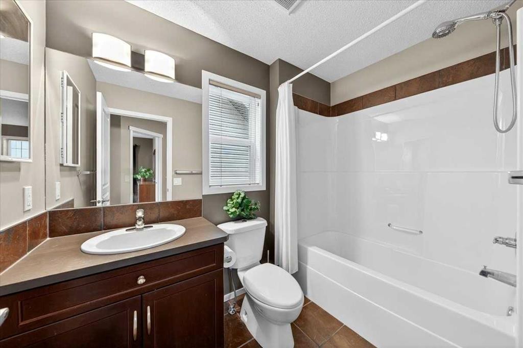 30 Copperstone Green Se, Calgary, AB