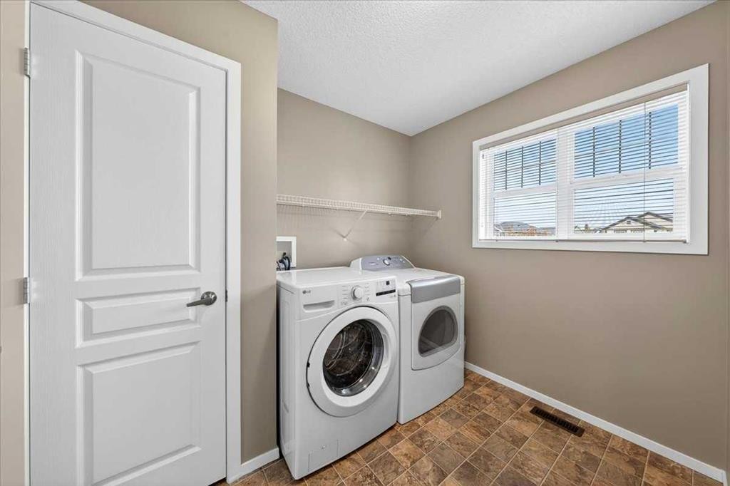 30 Copperstone Green Se, Calgary, AB