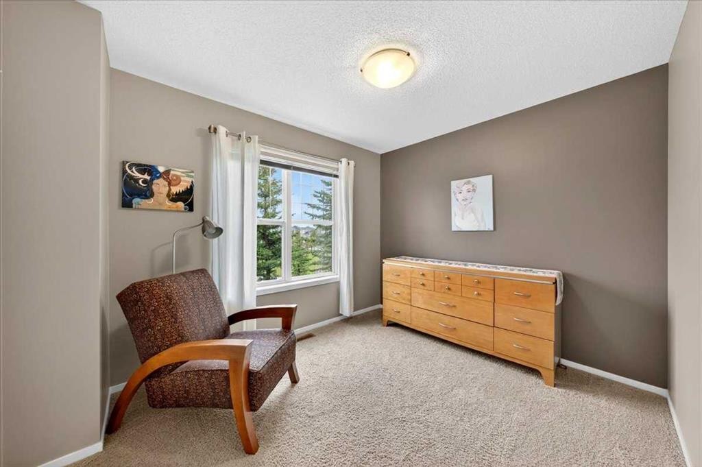 30 Copperstone Green Se, Calgary, AB