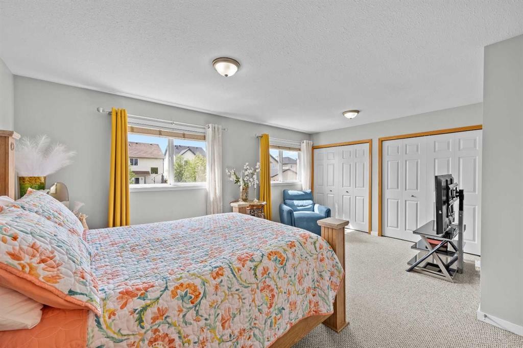 67 Saddlemead Green Ne, Calgary, AB