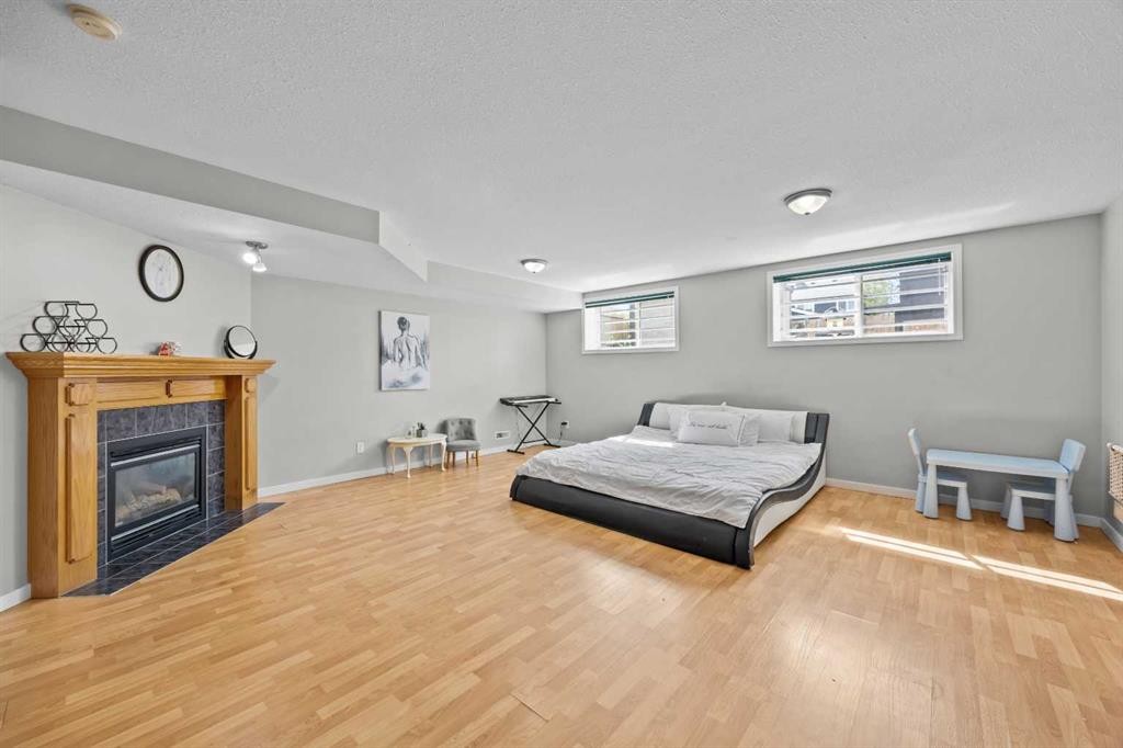 67 Saddlemead Green Ne, Calgary, AB