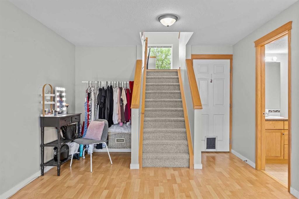 67 Saddlemead Green Ne, Calgary, AB