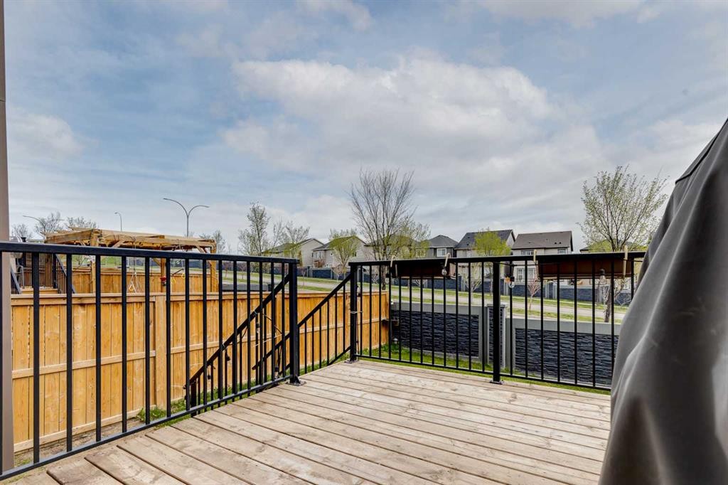100 Nolancrest Circle Nw, Calgary, AB
