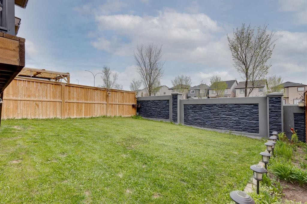 100 Nolancrest Circle Nw, Calgary, AB