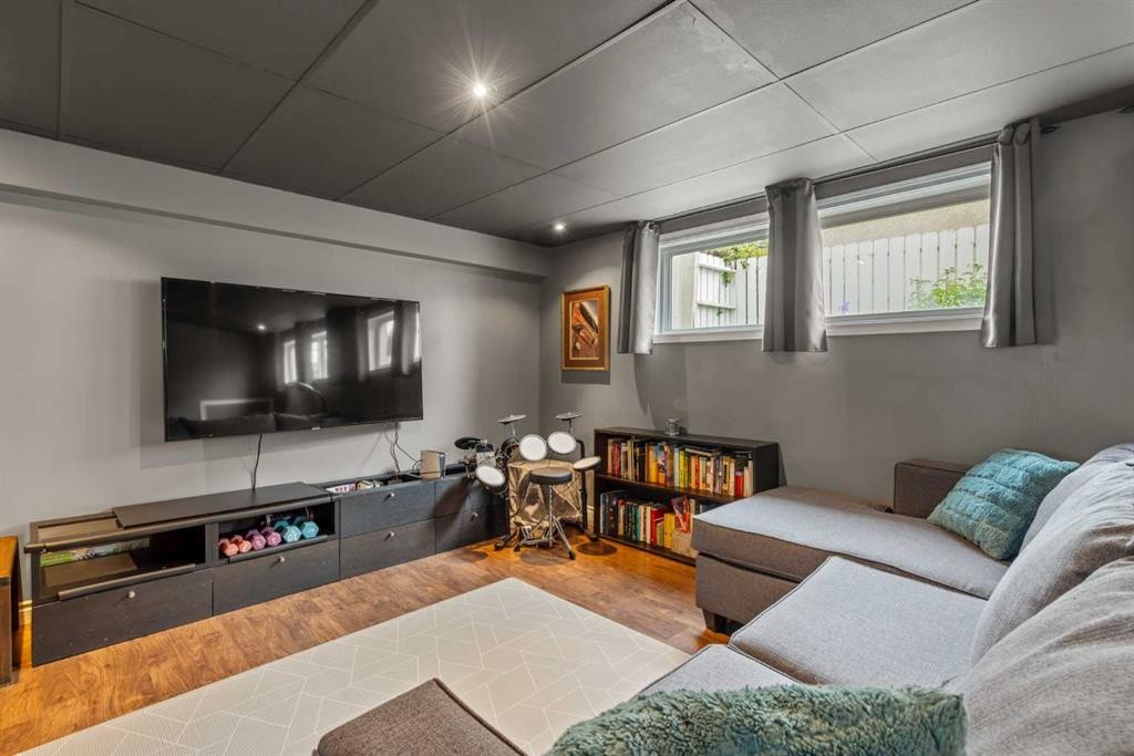 1141 Ninga Road Nw, Calgary, AB