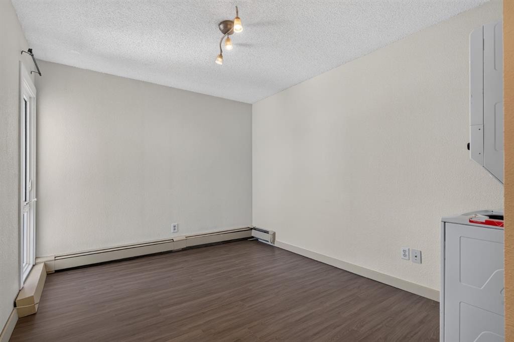 202-809 4 Street Ne, Calgary, AB