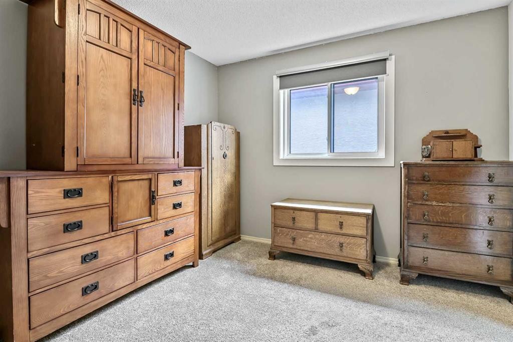 87 Elgin Drive, Calgary, AB