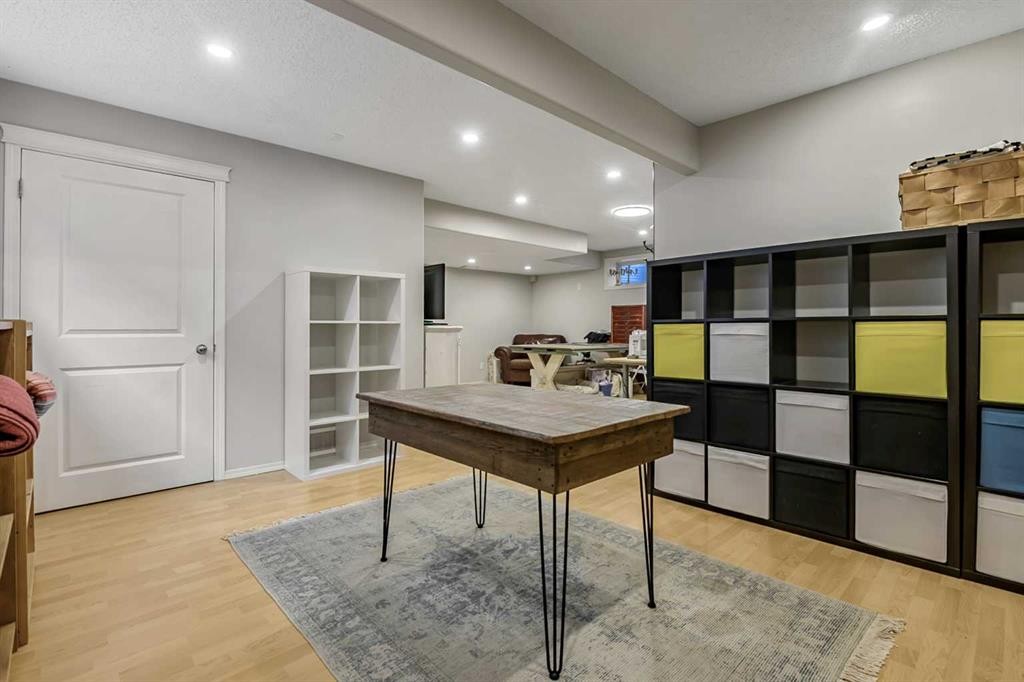 87 Elgin Drive, Calgary, AB