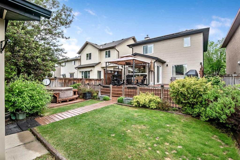 87 Elgin Drive, Calgary, AB
