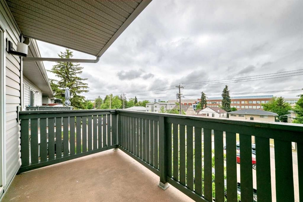 305-10838 108 Street Nw, Edmonton, AB