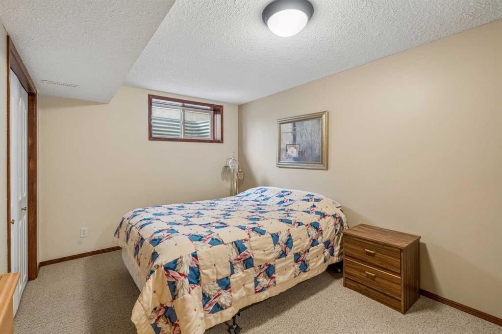 132 Hidden Ranch Crescent Nw, Calgary, AB