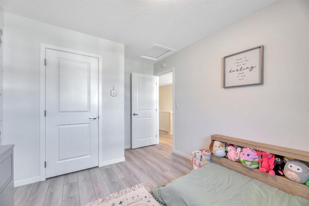 836 Seton Circle Se, Calgary, AB