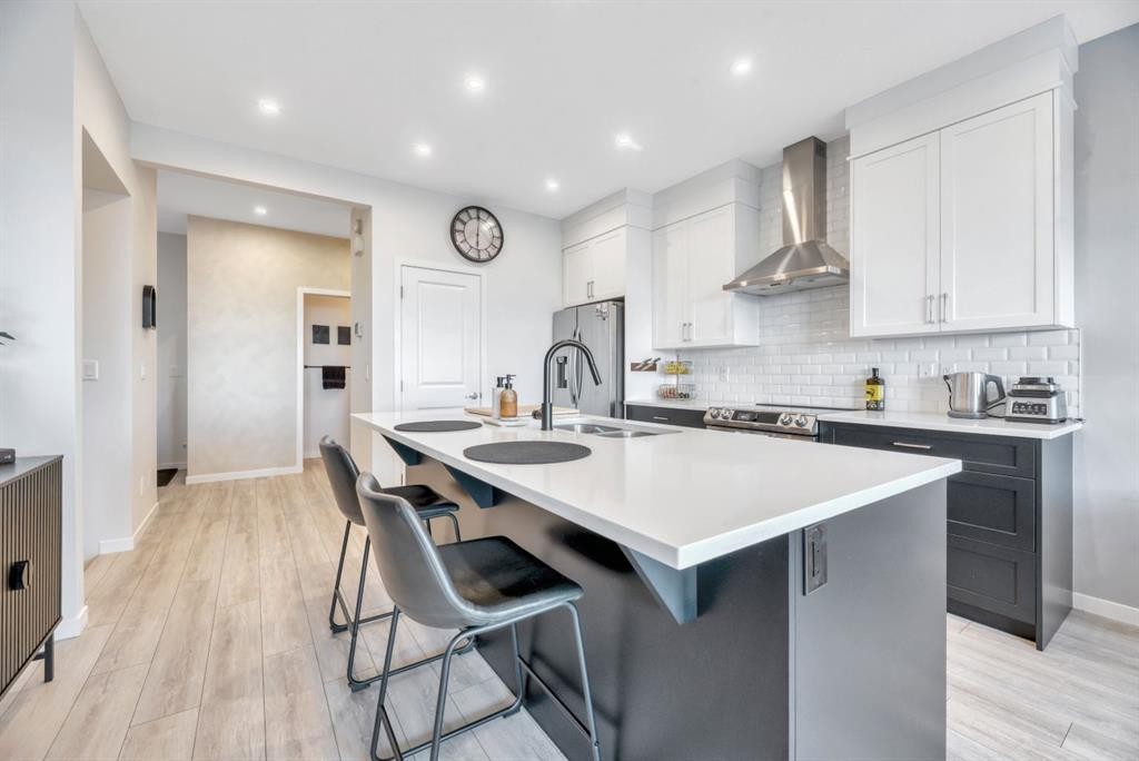 836 Seton Circle Se, Calgary, AB