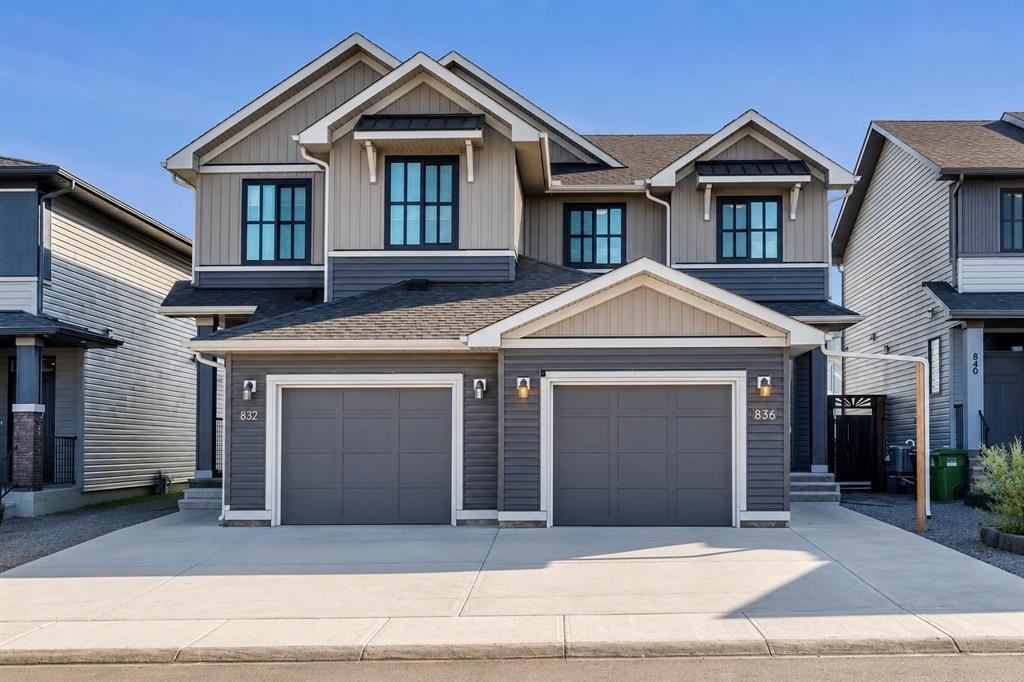 836 Seton Circle Se, Calgary, AB
