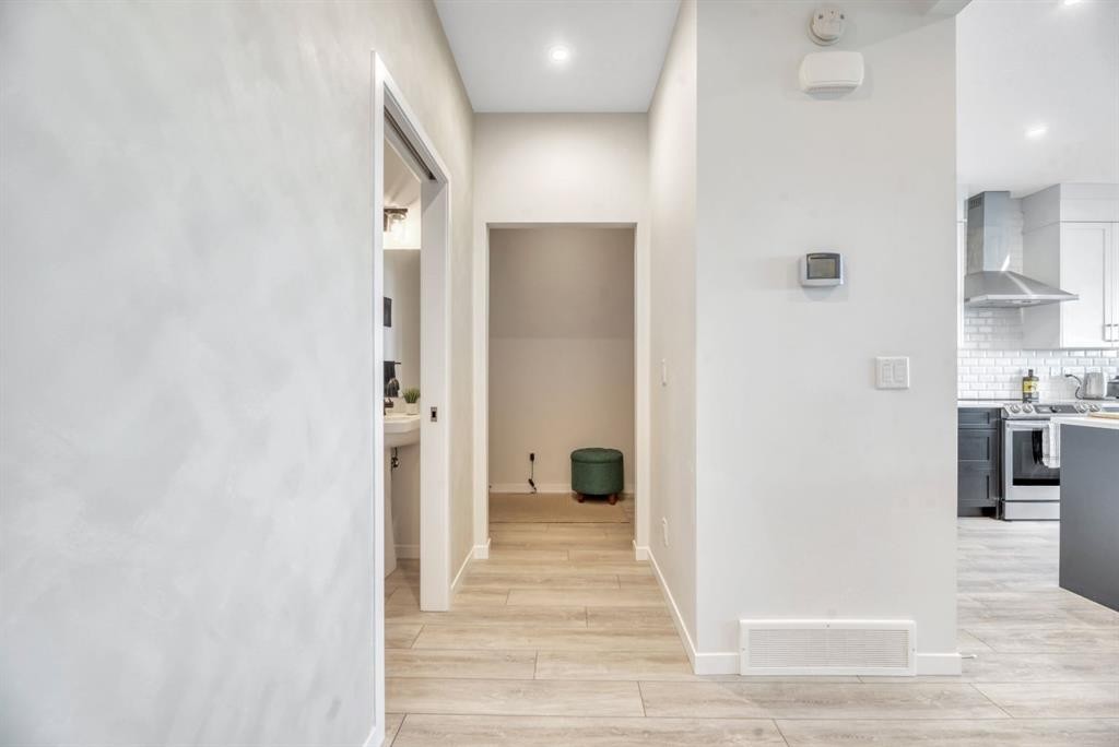 836 Seton Circle Se, Calgary, AB