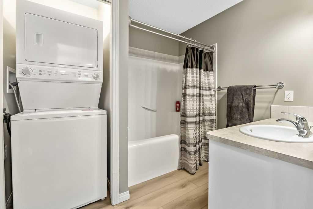 1013 3Rd Street Sw, Diamond Valley, AB