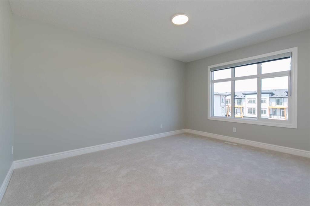 207-414 Seton Passage Se, Calgary, AB