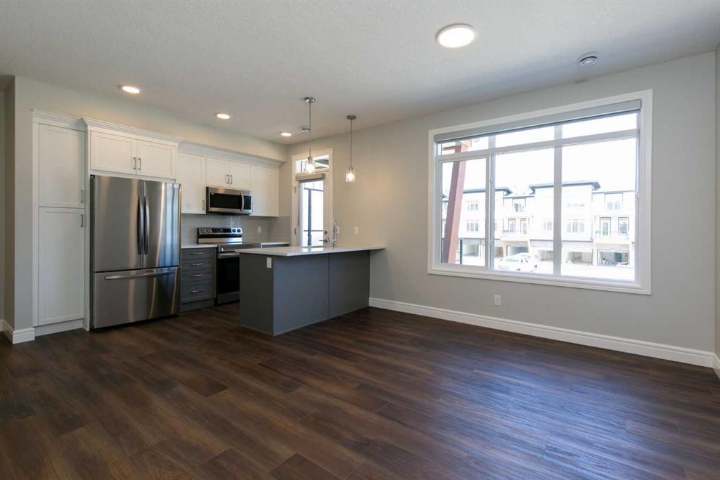 207-414 Seton Passage Se, Calgary, AB
